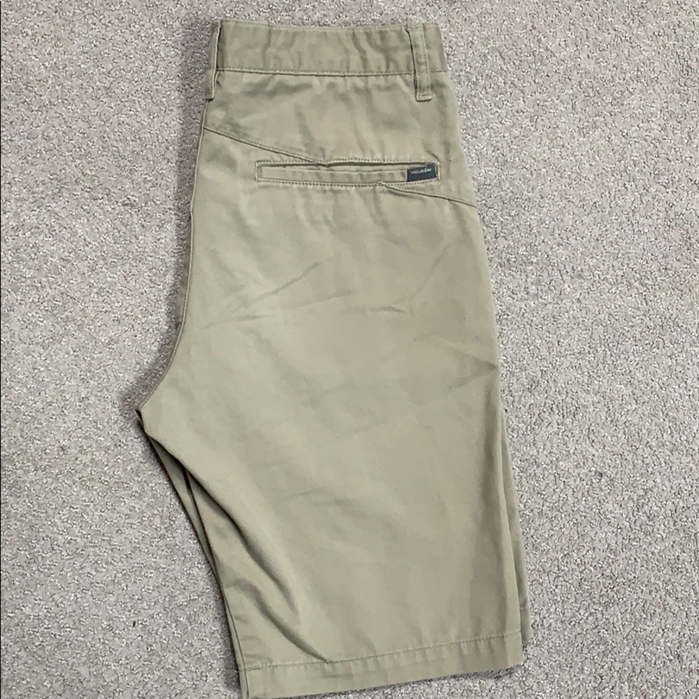 Volcom Shorts - Picture 2 of 3